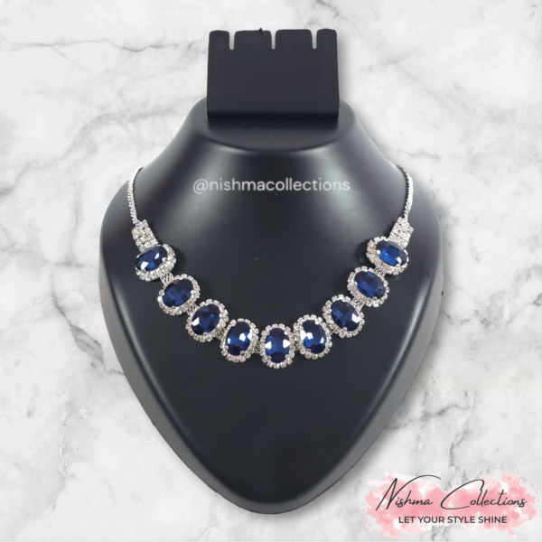 Sophisticated Navy Blue Necklace Set - Image 2