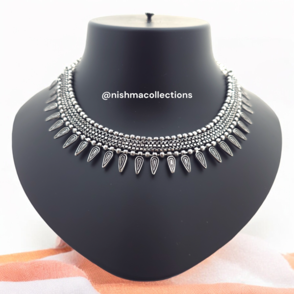 Timeless Tribal Elegance Oxidized Necklace - Image 4